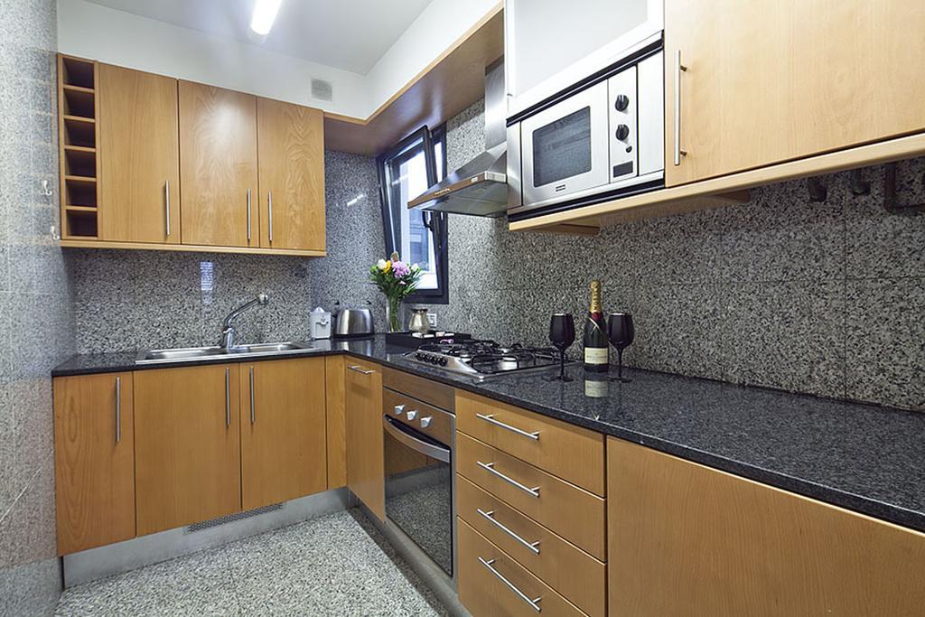 Apartment Barcelona Rentals - Sarria Apartments Near Center Extérieur photo